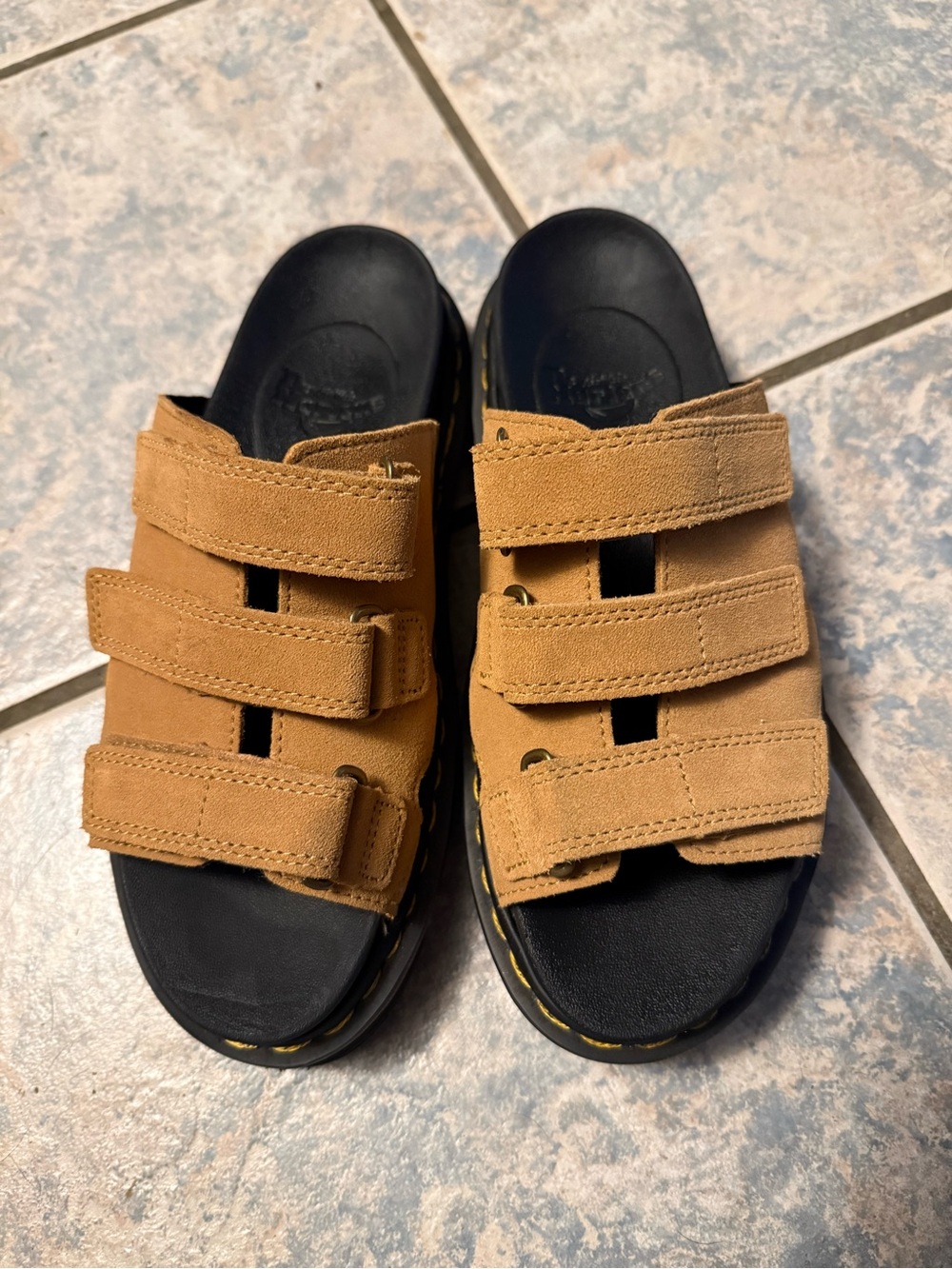 Dr Martens Raine sandals tan